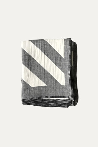 Lagom Throw
