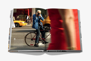 Fifth Avenue: 200 Years of Stories & Legends