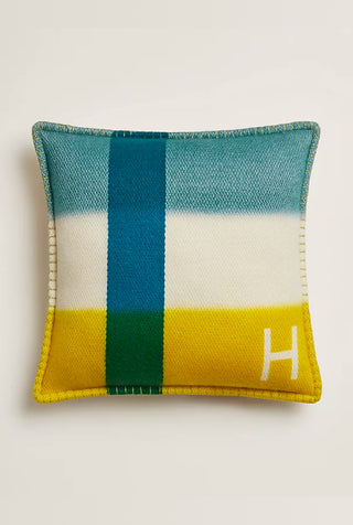 H Dye Pillow