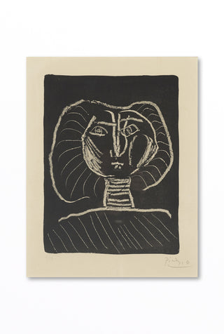 Tete de Femme Sur Fond Noir